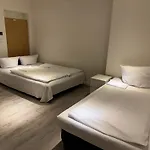 Bismarck Mainhouse Apartments